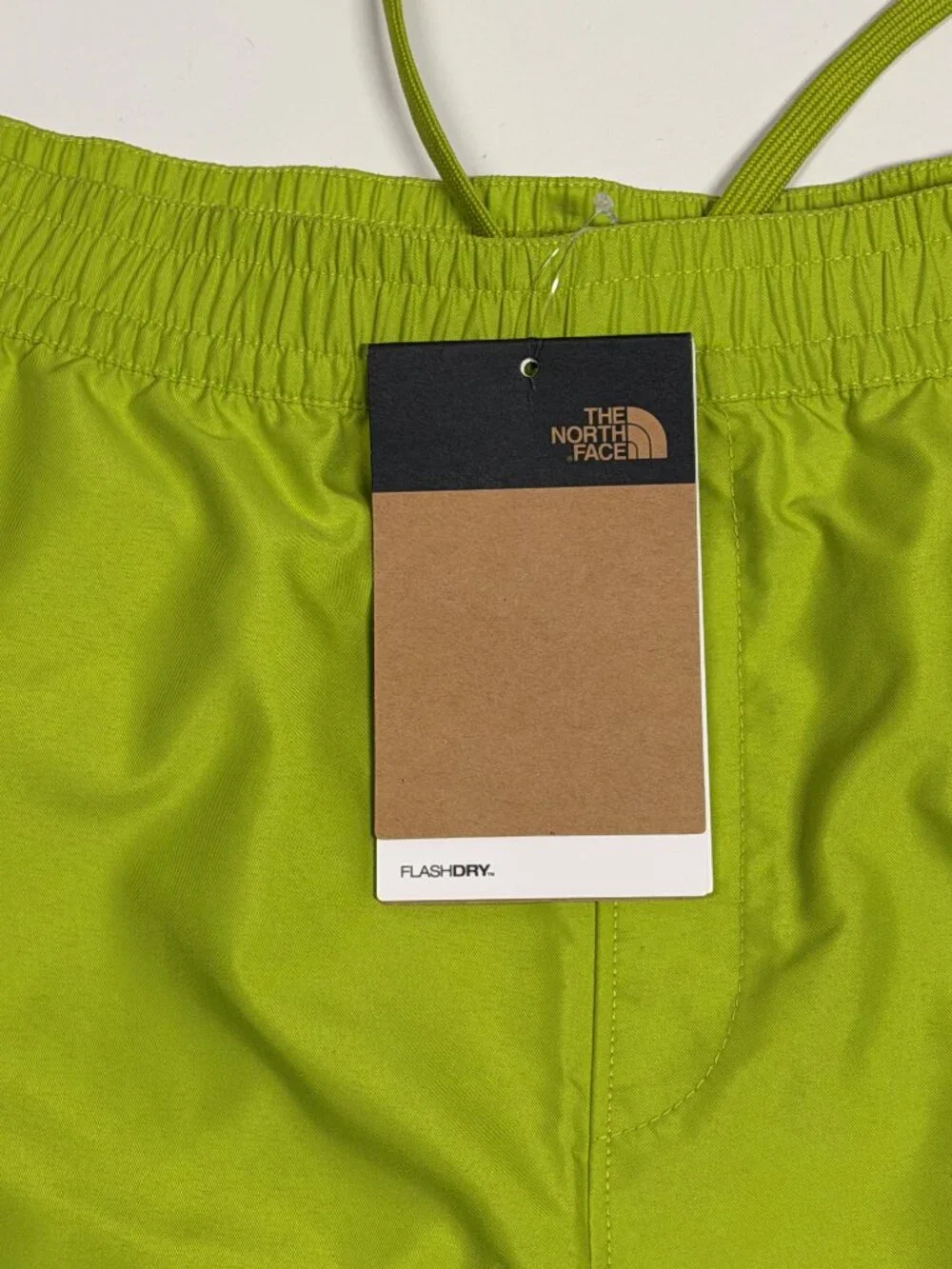 NWT The North Face FlashDry All-Around Active Shorts - Meadow Grass - Medium